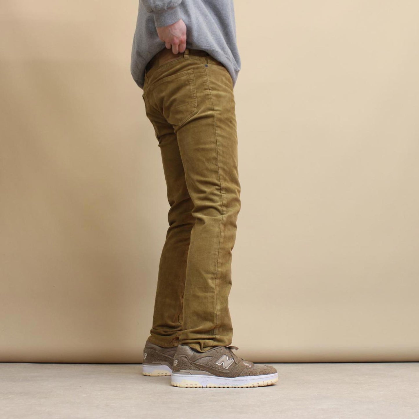 Tan Aeropostale corduroy trousers W32L32 skinny cord pants