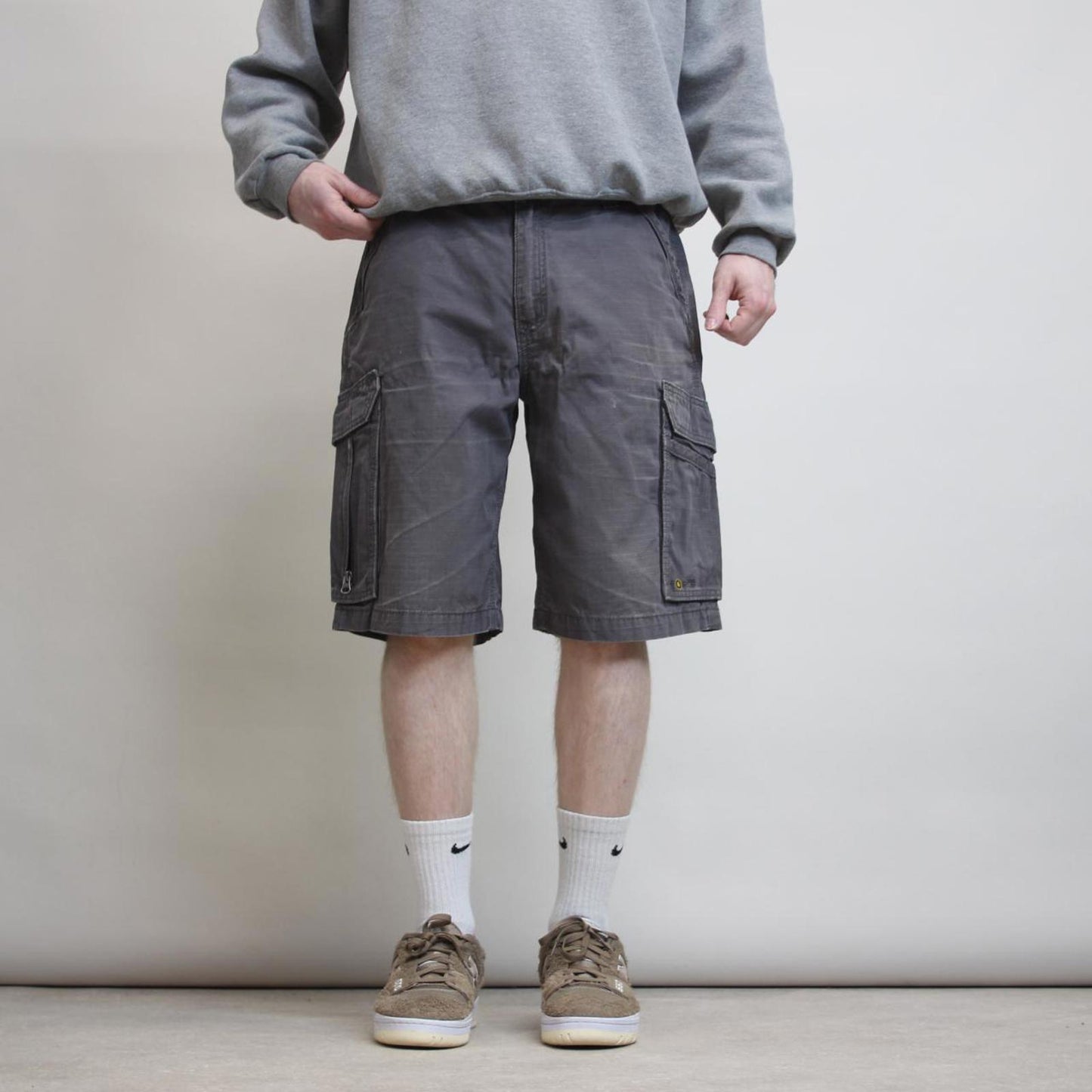 Baggy Carhartt cargo shorts W34