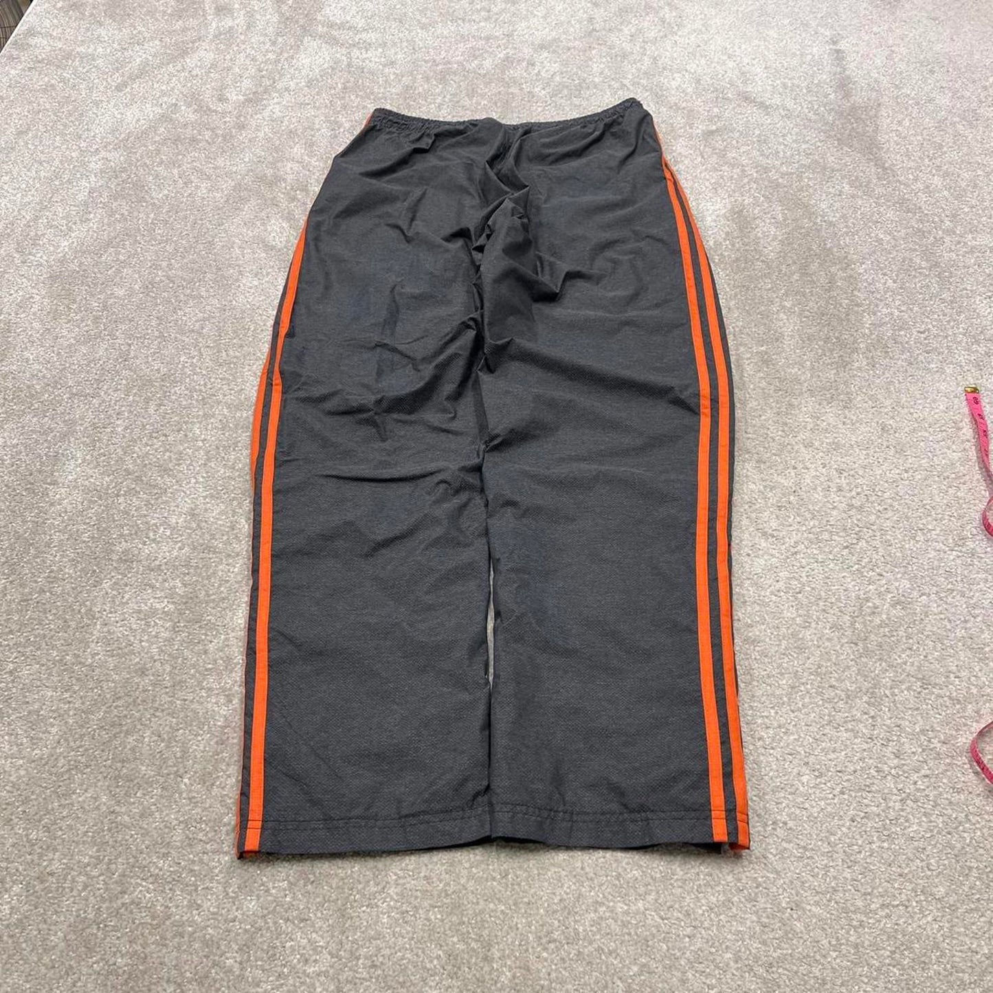 Y2K Adidas tracksuit bottoms grey Loose leg lined orange striped track pants