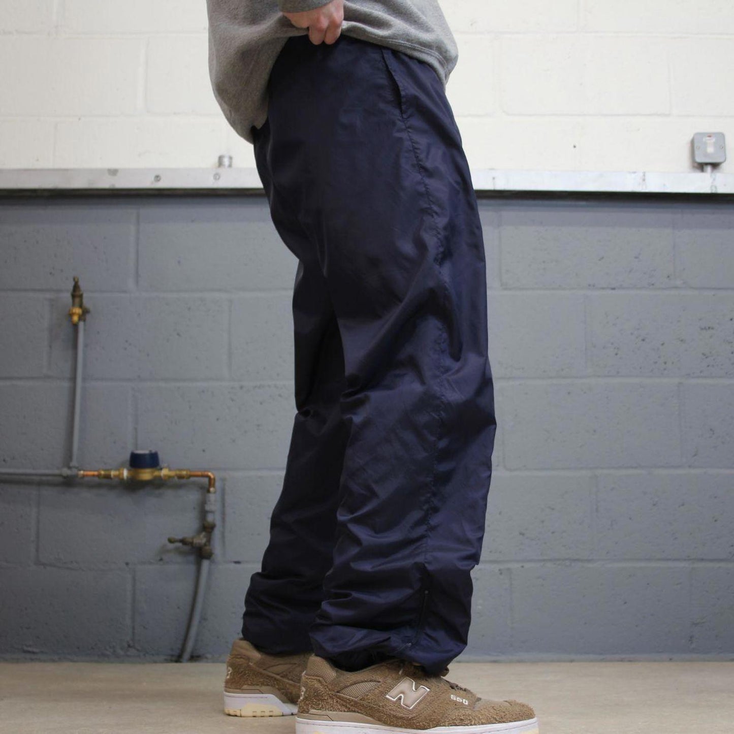 Vintage y2k Fila tracksuit bottoms navy Loose lined embroidered track pants