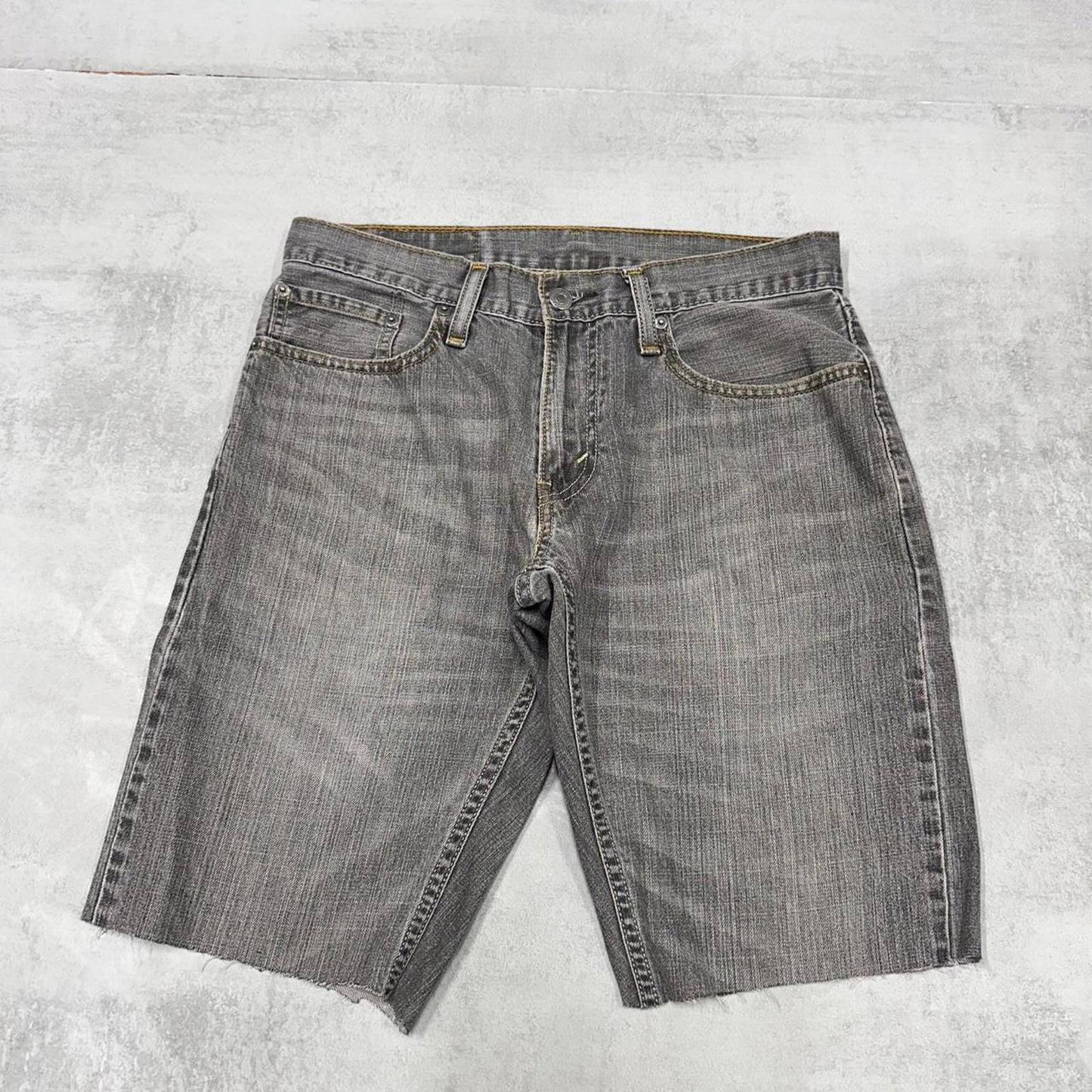 Mens Levi’s 514 jorts W31