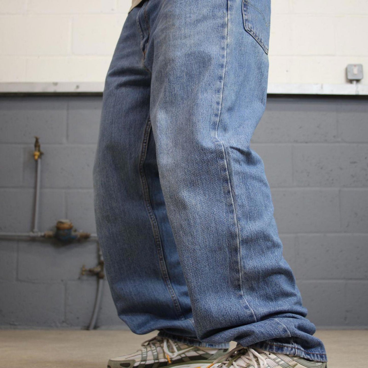 Baggy Levis 550 jeans W38 L34 blue loose 90s relaxed style skater jeans red tab logo