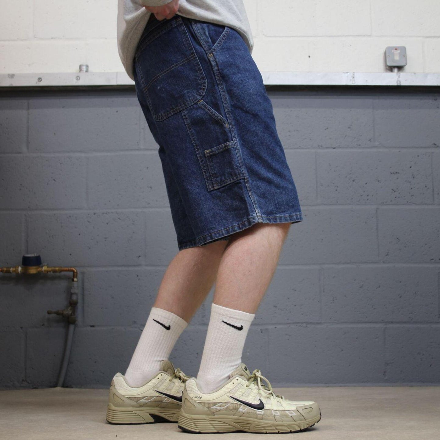 Denim cargo shorts carpenter blue Old Mill skater style summer festival cargo jorts