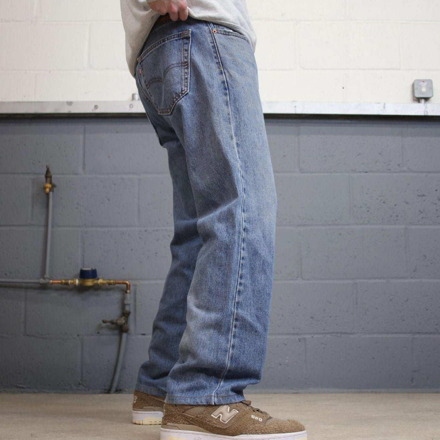 Vintage Y2K Levi’s 505 jeans blue Straight leg 00s style denim pants red tab logo