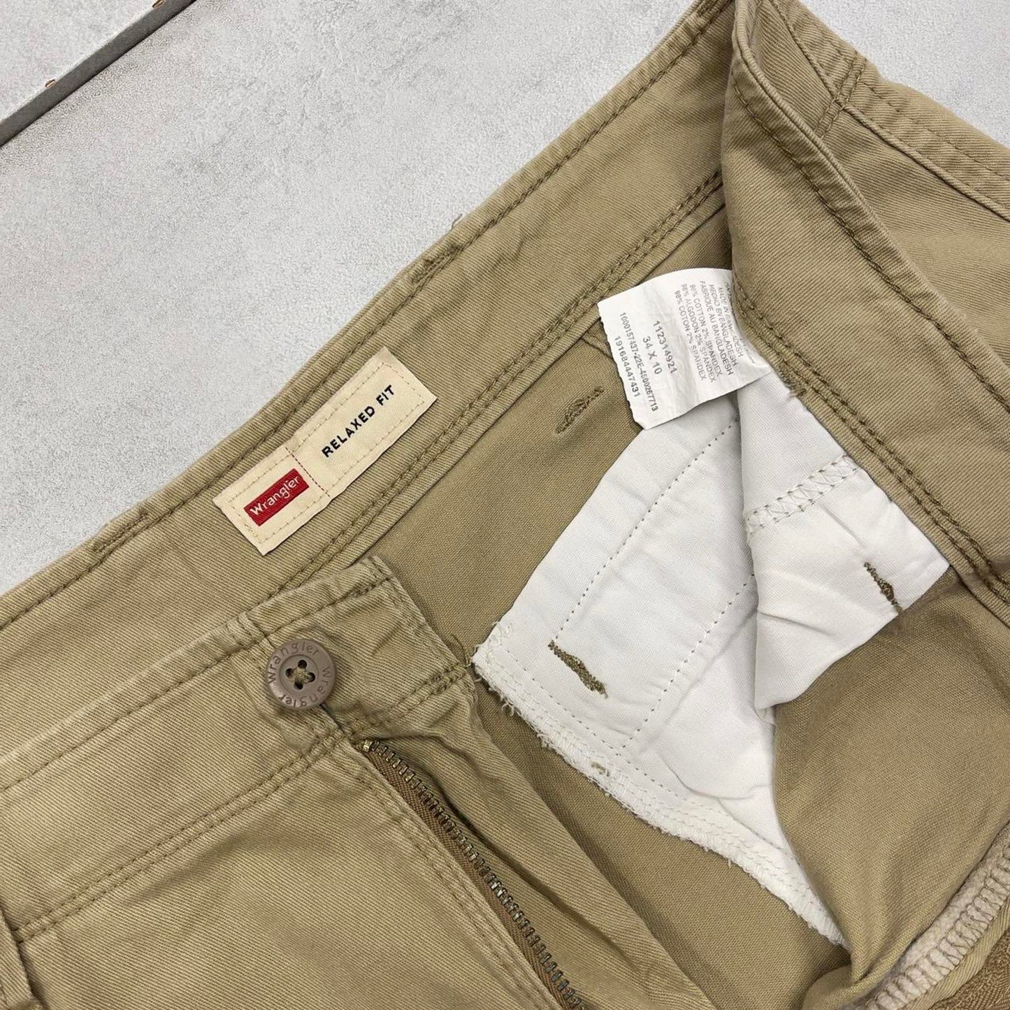 Baggy Wrangler cargo shorts W36