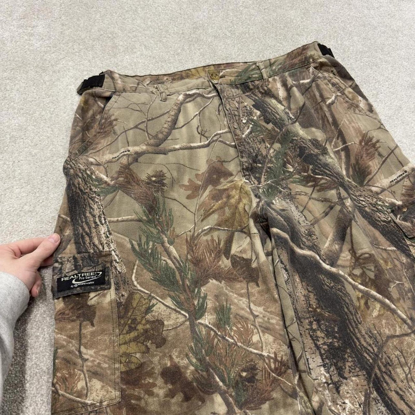 Realtree baggy camo cargo pants loose green Loose floaty leg camouflage hunting trousers