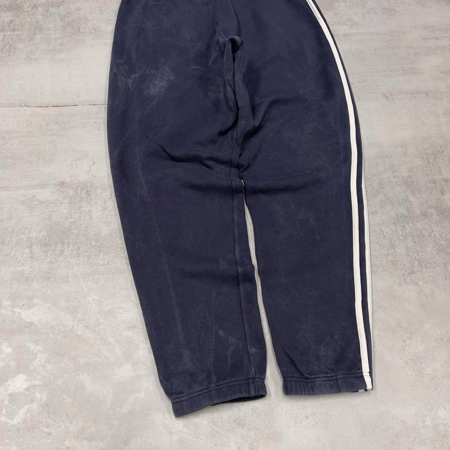 Vintage navy Adidas joggers M y2k style sportswear track pants side stripe design
