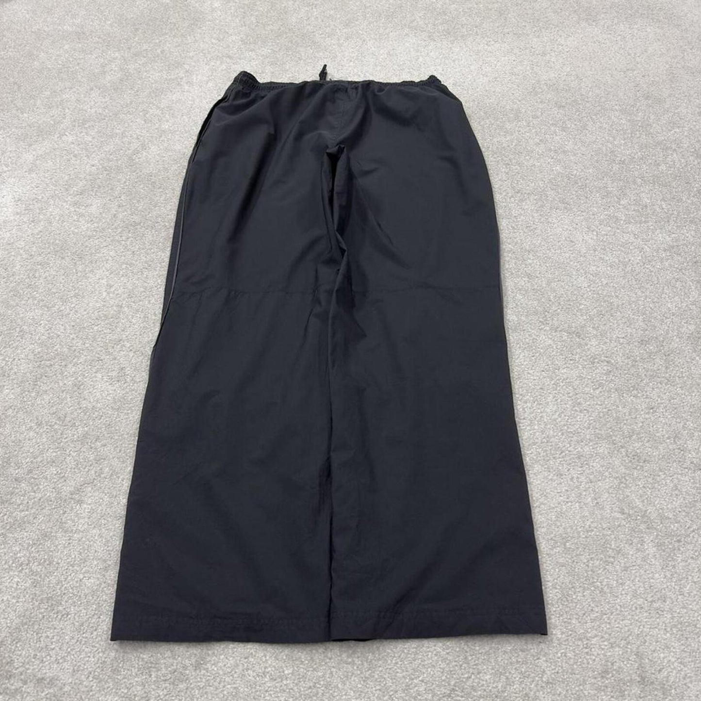 Reebok baggy tracksuit bottoms loose black Mesh lined embroidered drawstring track pants