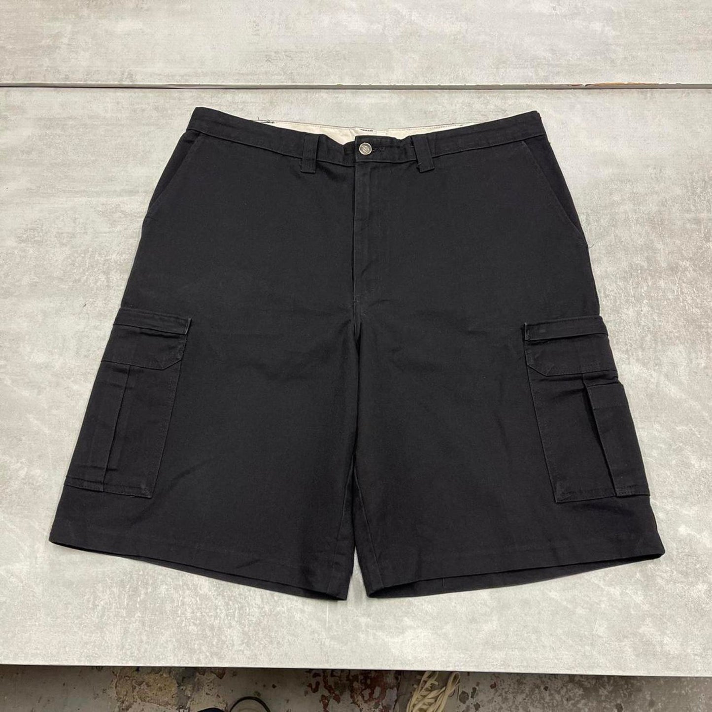 Black Dickies cargo shorts W38