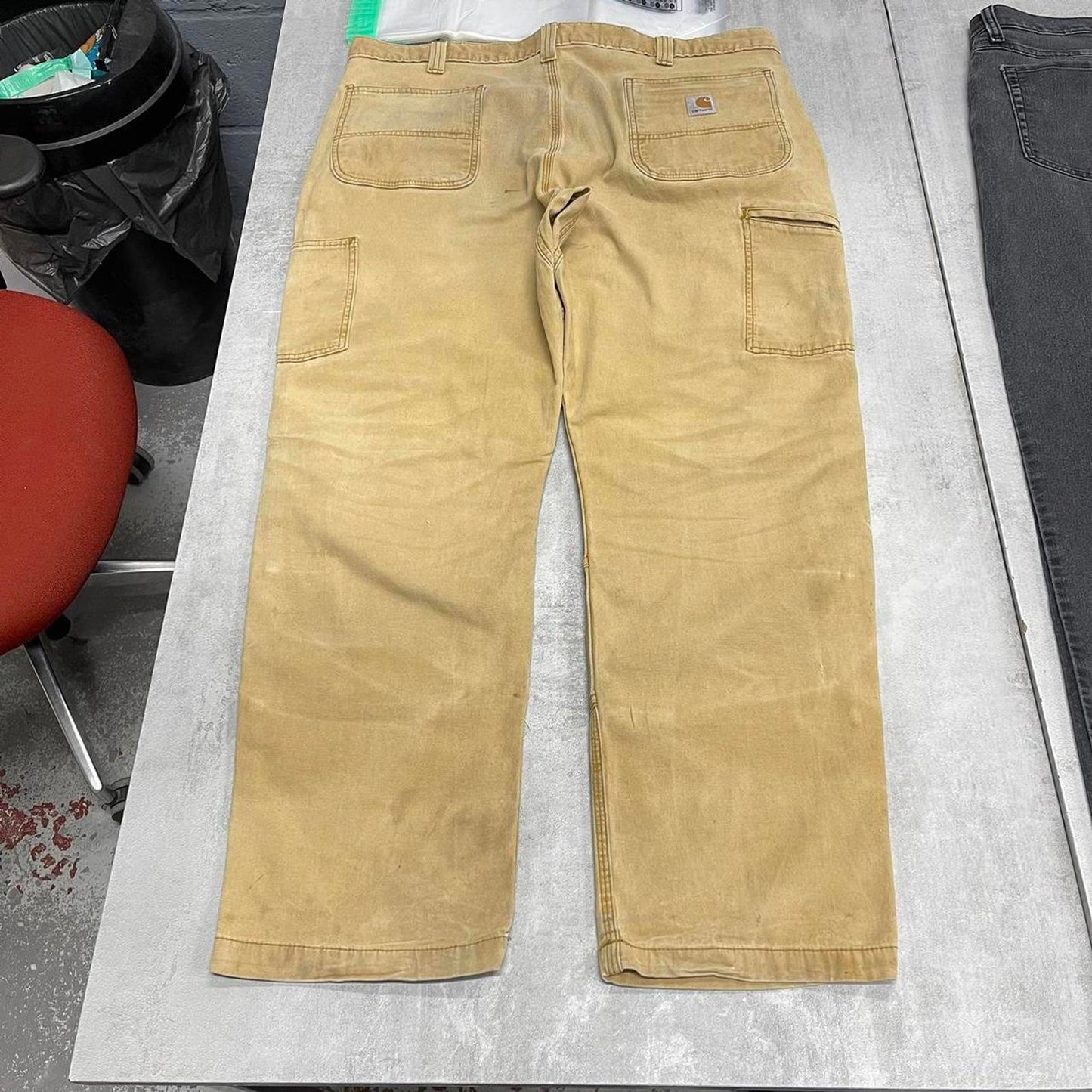 Carhartt double knee carpenter trousers W40L32