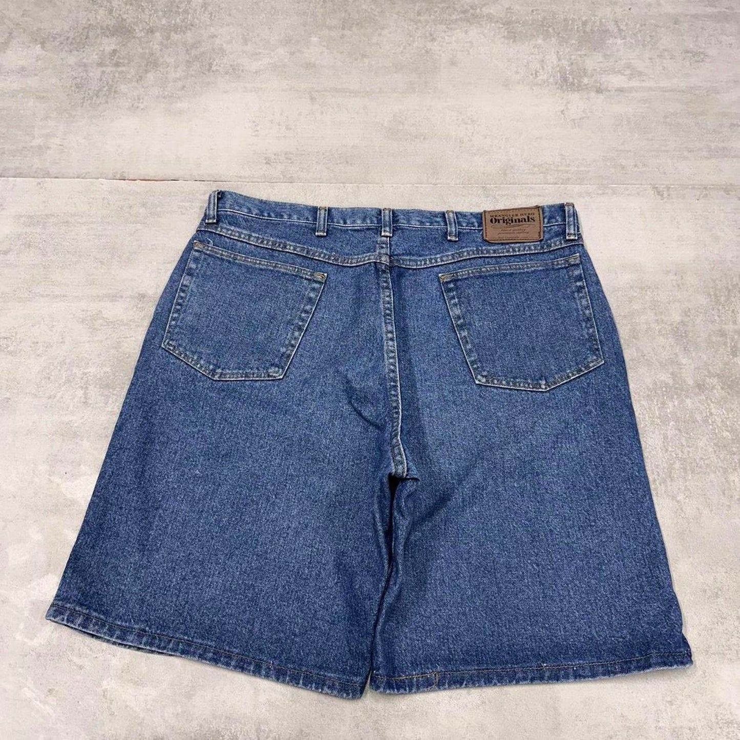 Mens baggy Wrangler jorts W38