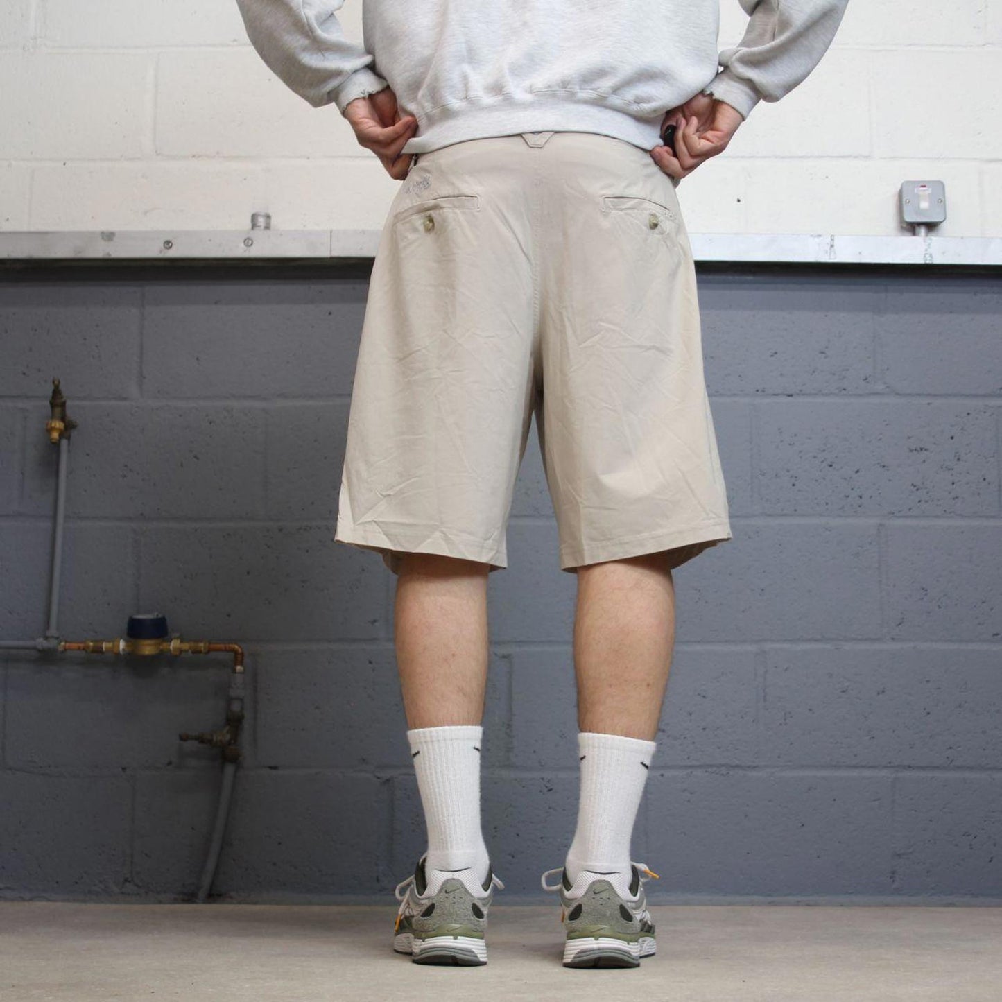 Y2K Columbia PFG cargo tech shorts beige Loose mesh lined utility summer fishing shorts
