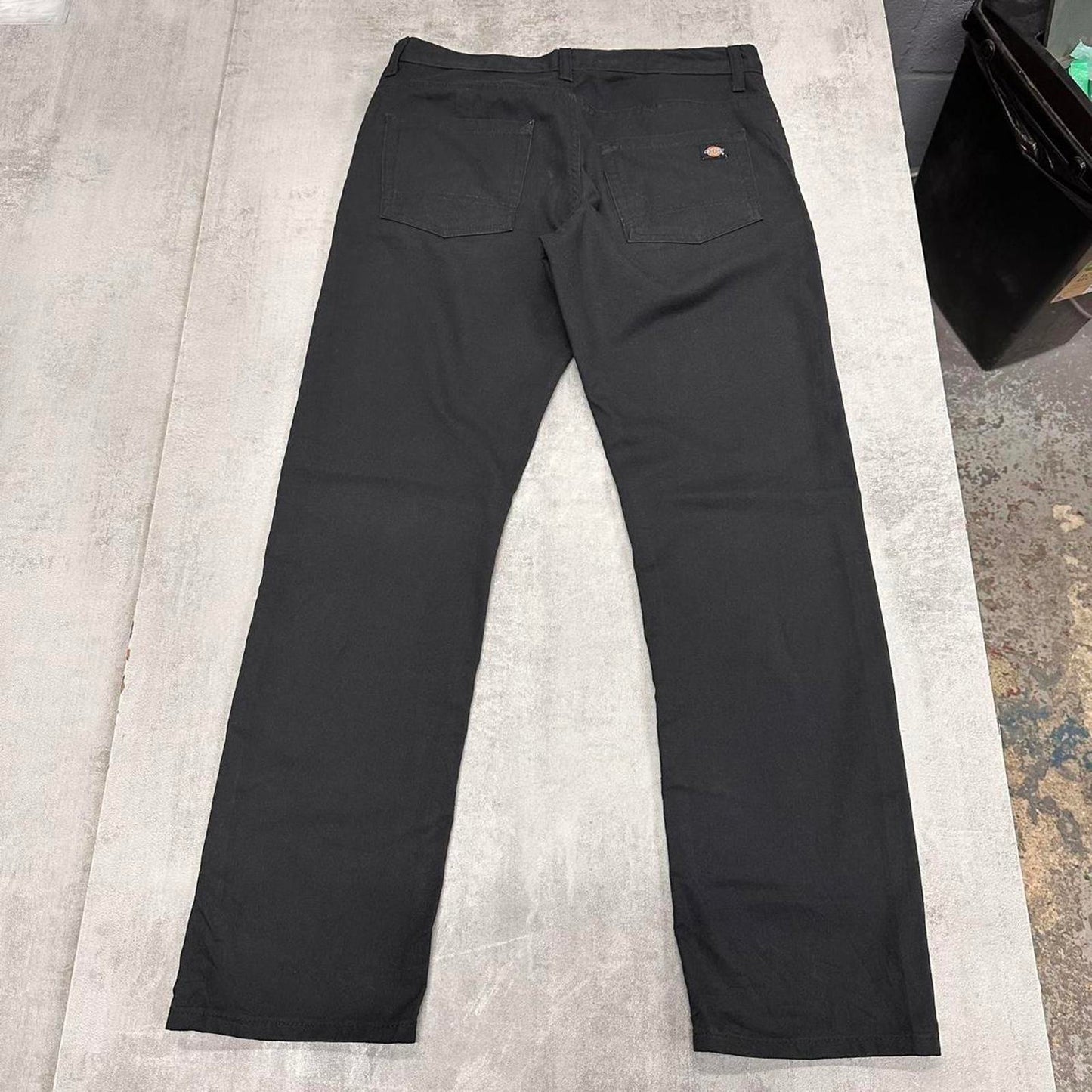 Black Dickies pants W32L29 chino style pants patch logo
