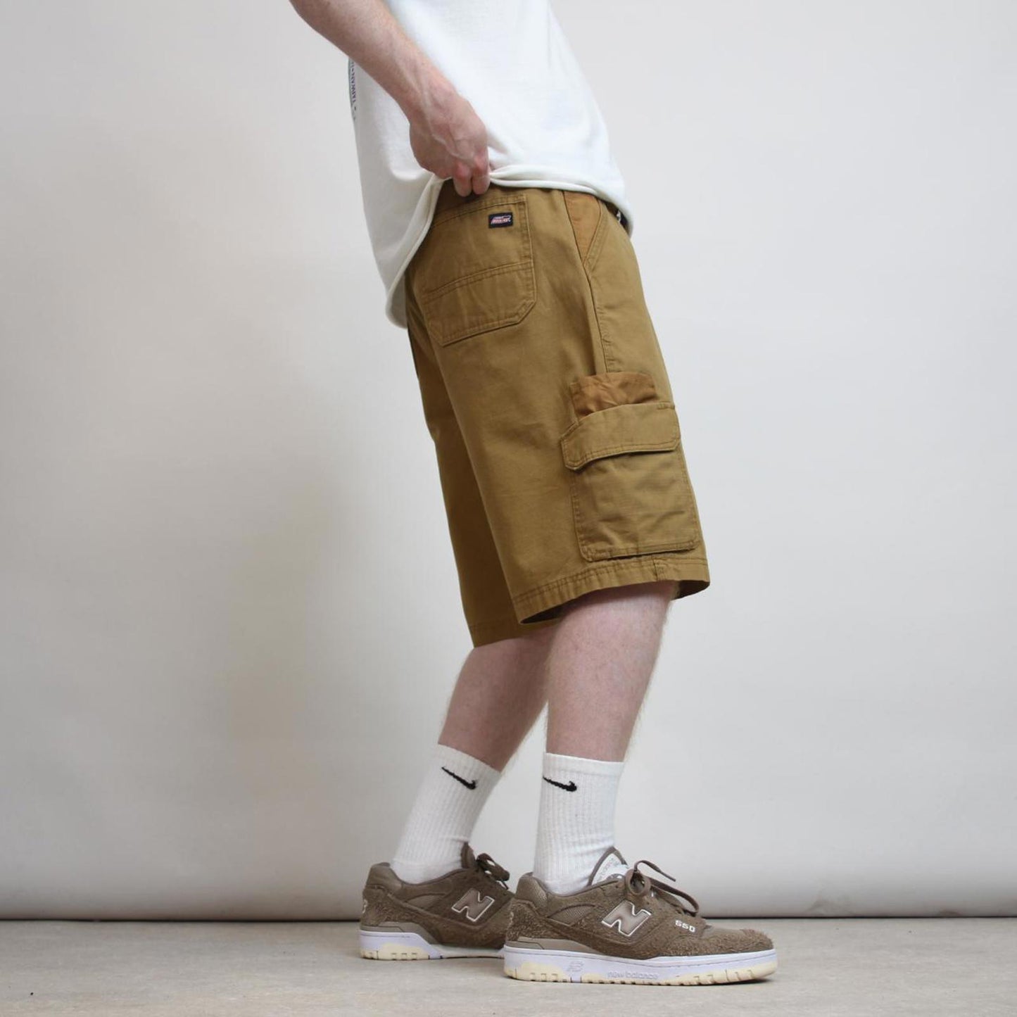 Tan Dickies cargo shorts W38