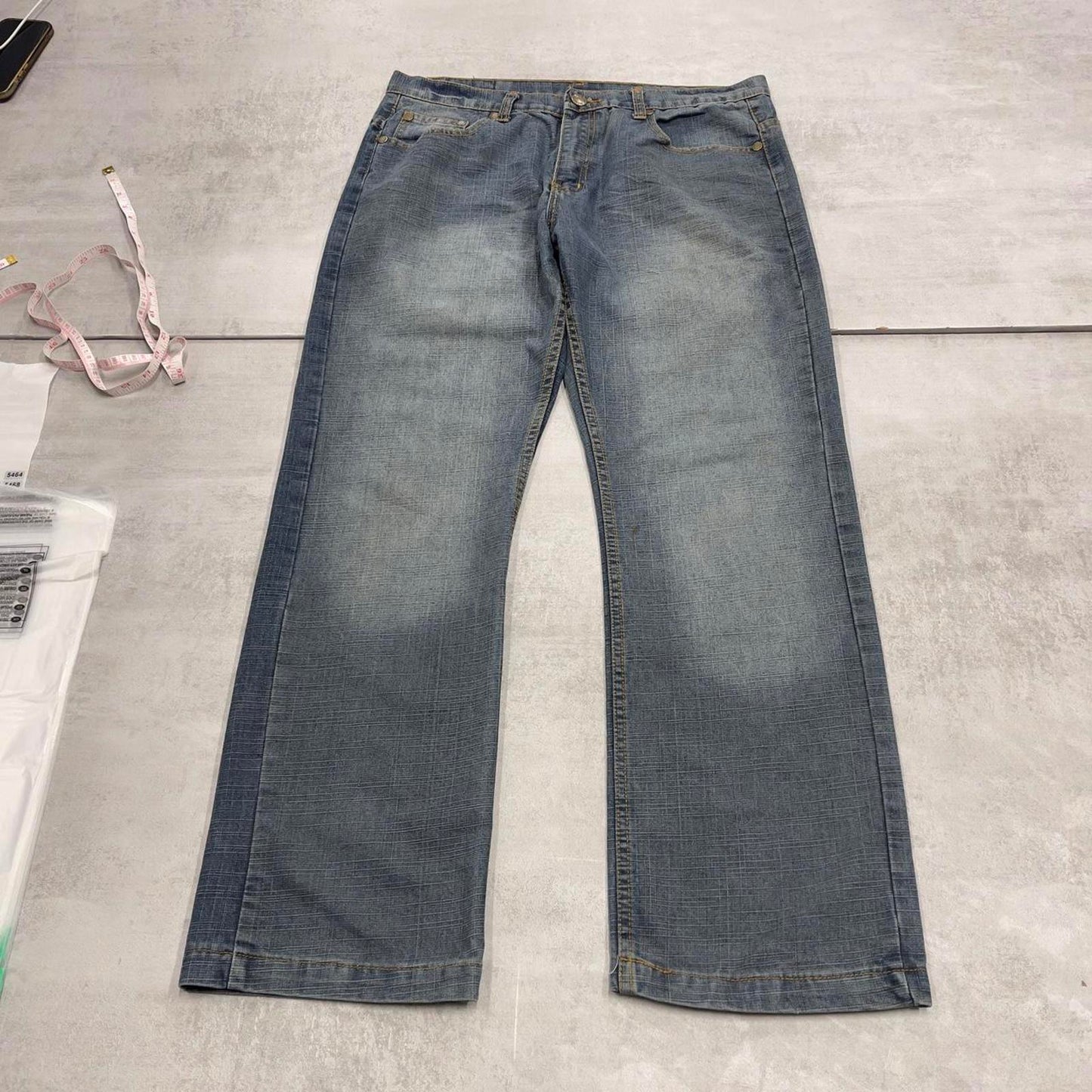 Blue Indigo 30 embroidered jeans W36 L31 loose denim skater style jeans