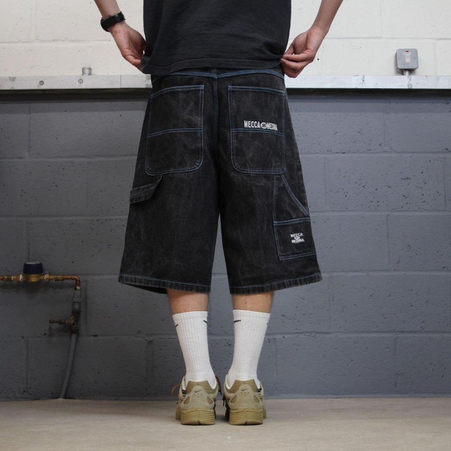 Y2k baggy MECCA denim shorts black Proper baggy loose skater carpenter jorts