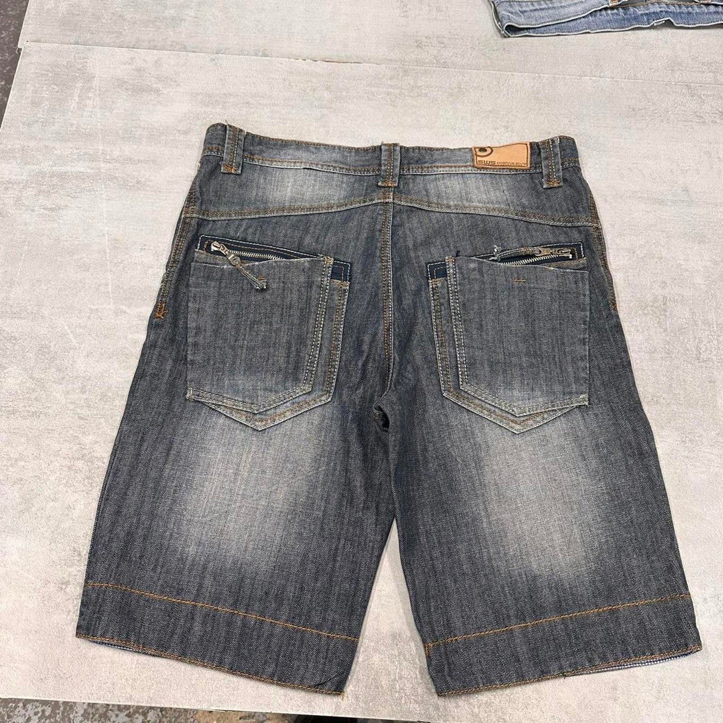 Blue SWS denim shorts W36