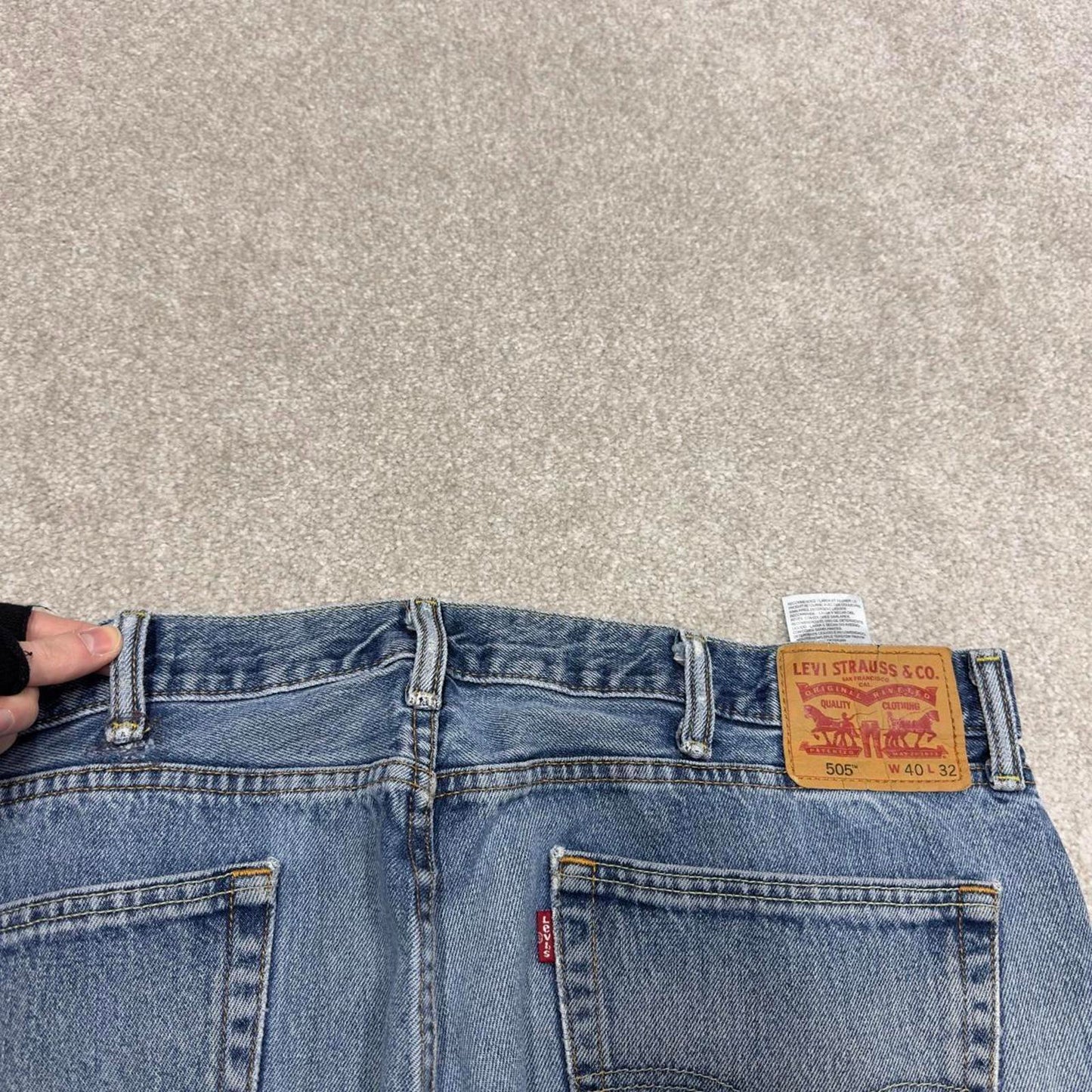 Y2k Levi's 505 jeans straight leg blue denim Loose 90s skater style pants red tab logo