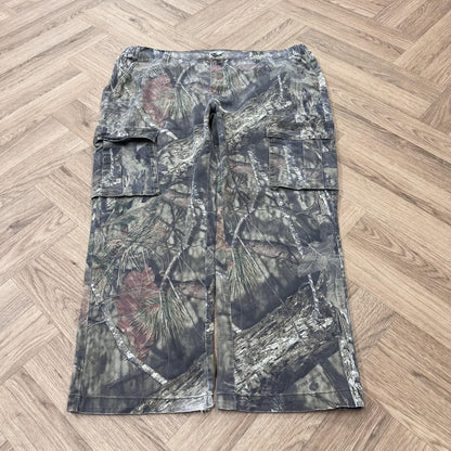 Vintage baggy mossy oak camo cargo pants Loose leg camouflage utility combat hunting trousers