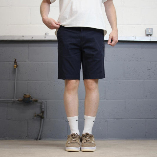 Mens Navy Levis shorts W32