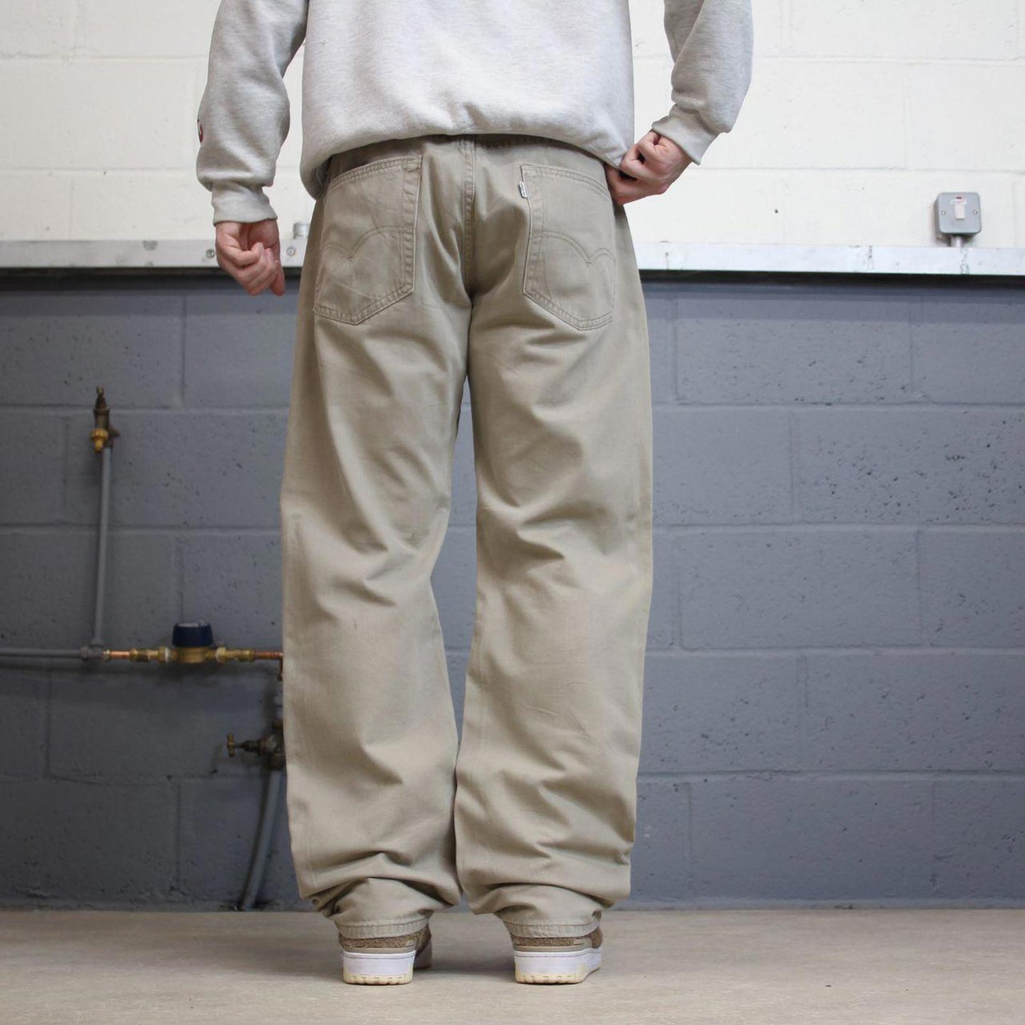 Levis 505 jeans straight leg W36L32 beige loose y2k style pants red tab logo