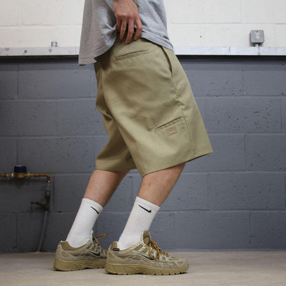 Dickies baggy carpenter shorts khaki Loose twill chino style skate shorts