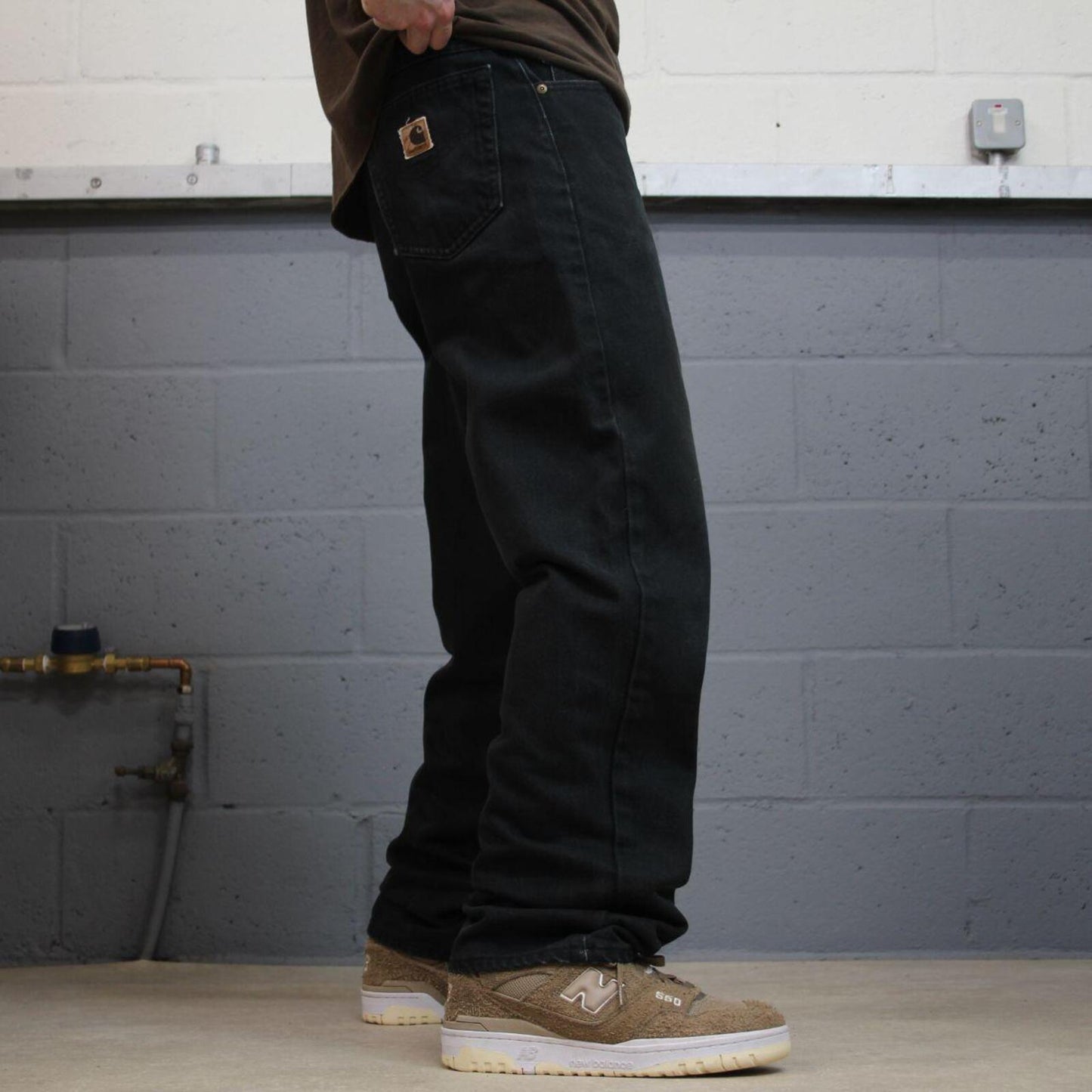 Black Carhartt jeans loose work pants 100% cotton denim skate style workwear pants
