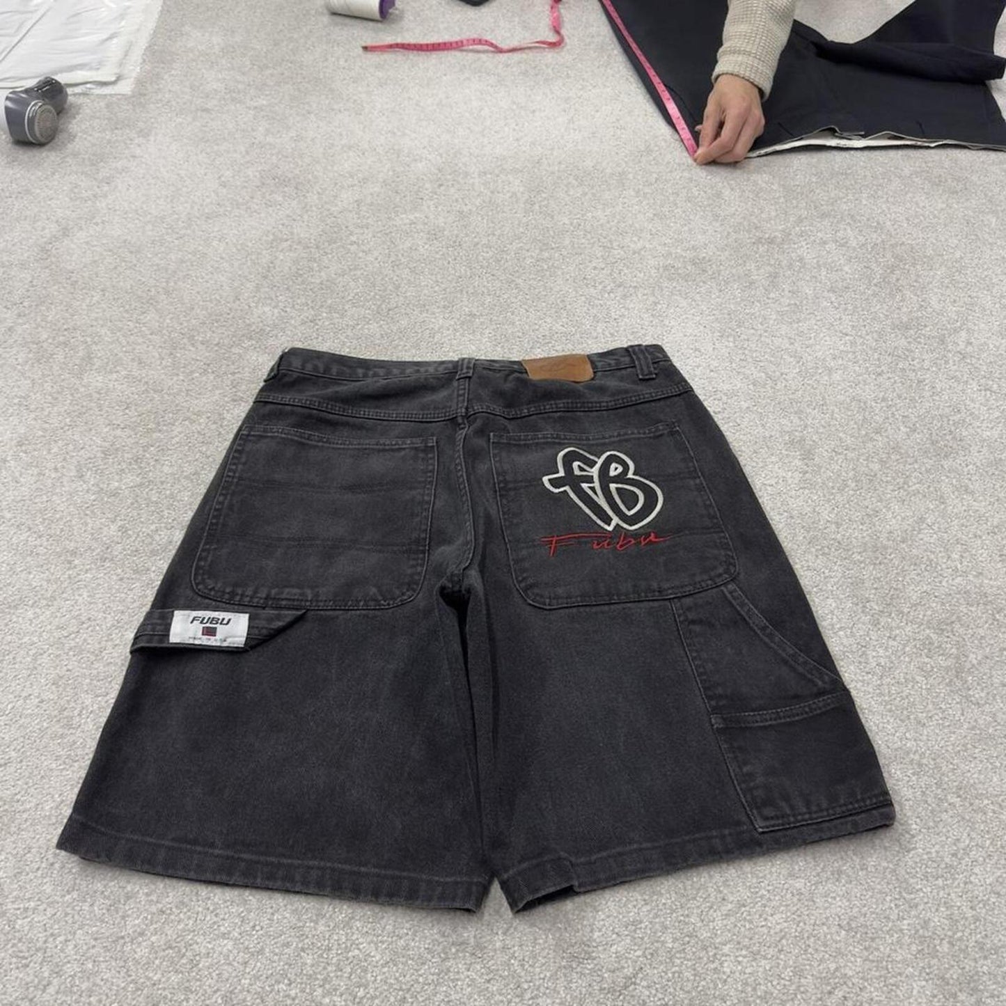 Baggy denim carpenter shorts cargo black Loose skater style surf jorts FUBU embroidered