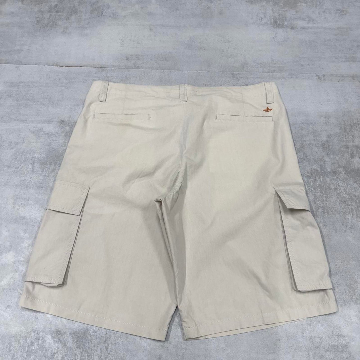 Dockers cargo shorts W40