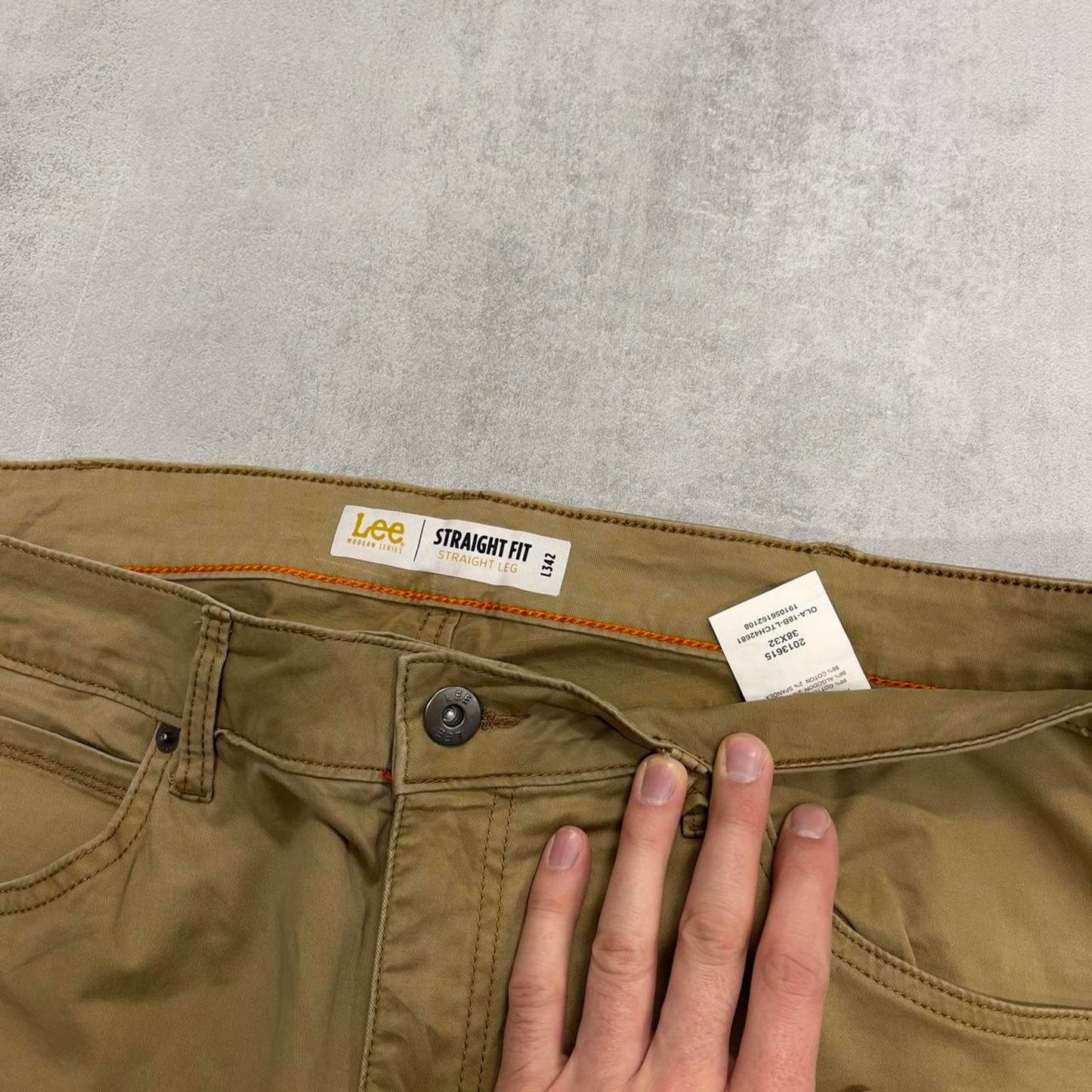 Lee trousers W38L32 loose lightweight pants