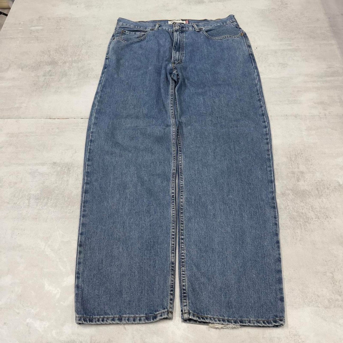 Mens Levis 550 jeans W38 L32 Loose relaxed fit denim skate trousers