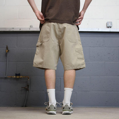 Y2K Wrangler carpenter shorts loose khaki beige W38 Cargo style summer festival shorts