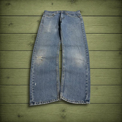 Y2K Levi’s 505 jeans straight leg washed blue Straight fit 5 pocket pants belt loops red tab logo