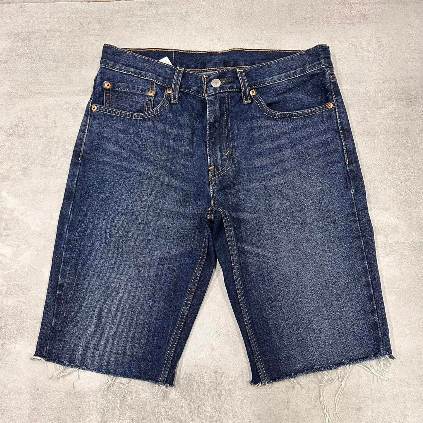 Mens Levi’s jorts W31