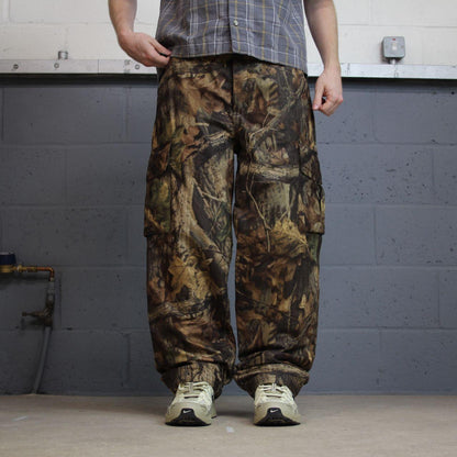 Cabela's baggy camo cargo pants Y2K khaki Advantage tree camouflage pattern insulated outdoors