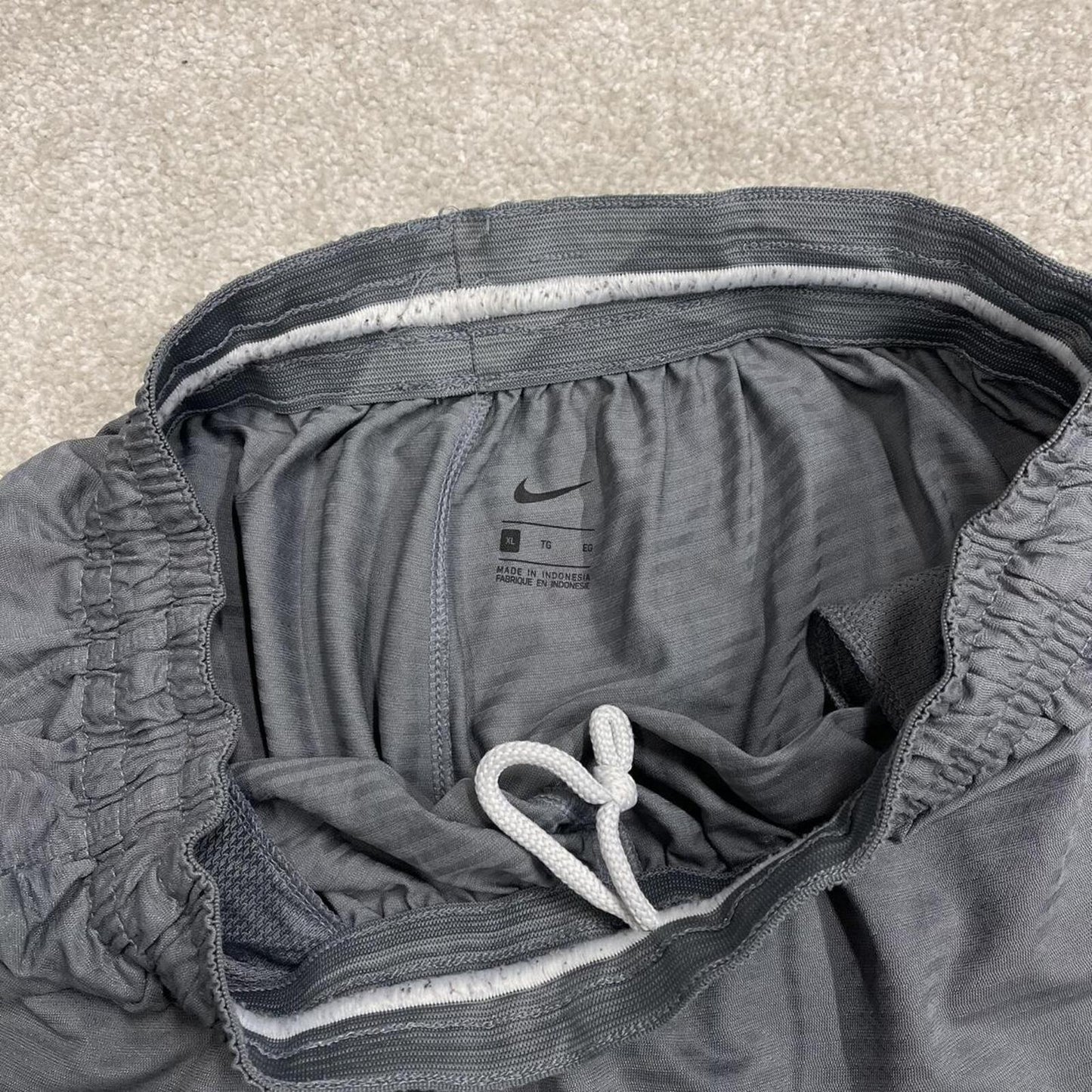 Baggy Nike sports shorts y2k grey Basketball style comfy loose floaty summer gym shorts