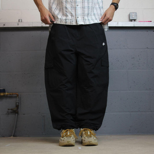 Y2K Nike baggy tracksuit bottoms black XL cargos loose leg unlined track pants