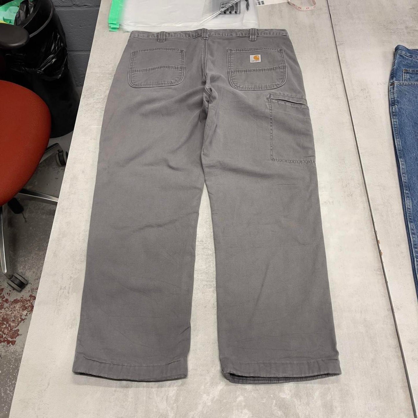Grey Carhartt carpenter trousers W38L30