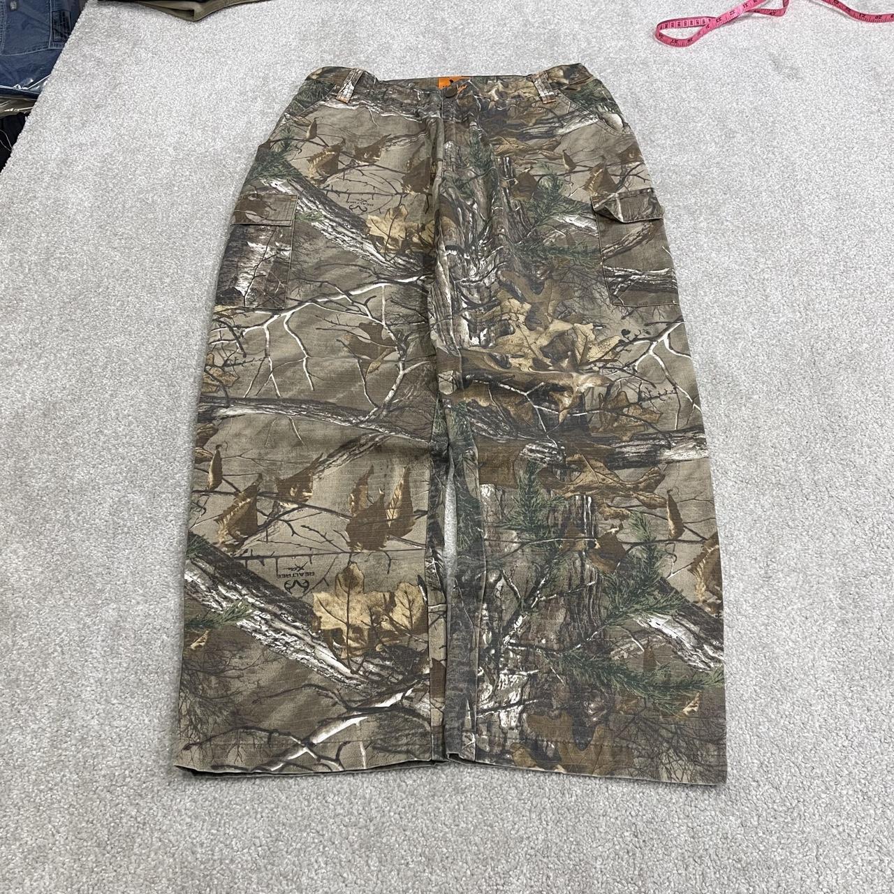 Realtree camo cargo pants Y2K khaki Field & Stream loose fit camouflage pattern