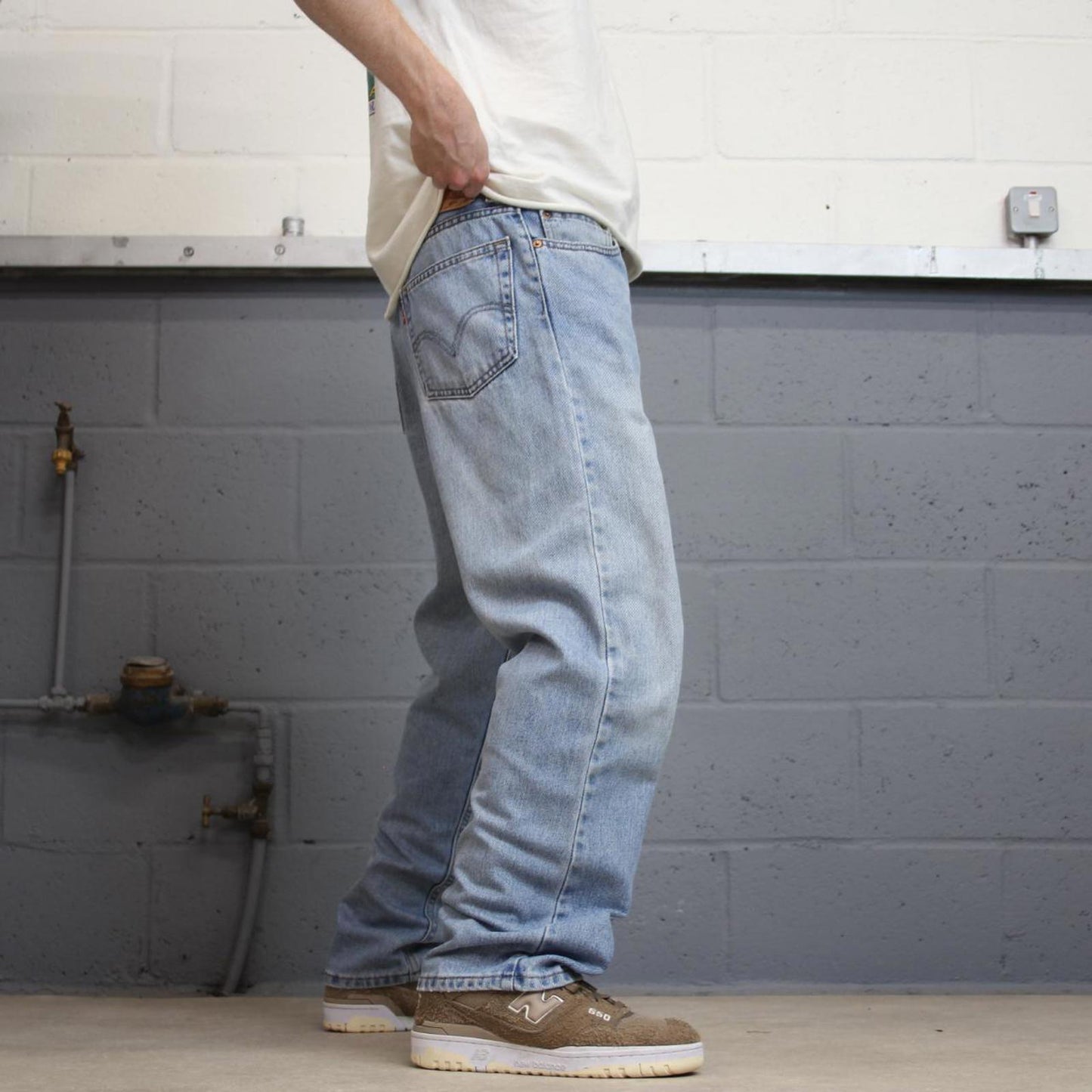 Blue Levis 505 jeans W36L30 regular fit denim straight leg skate style pants