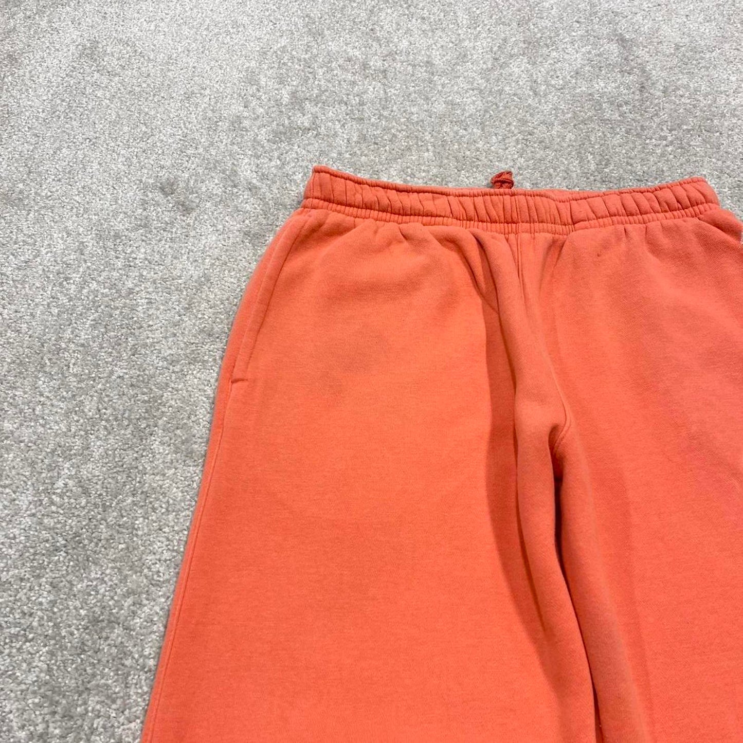 Peach Nike sweatpants Medium loose y2k style joggers Swoosh logo gym wear track pants casual sporty