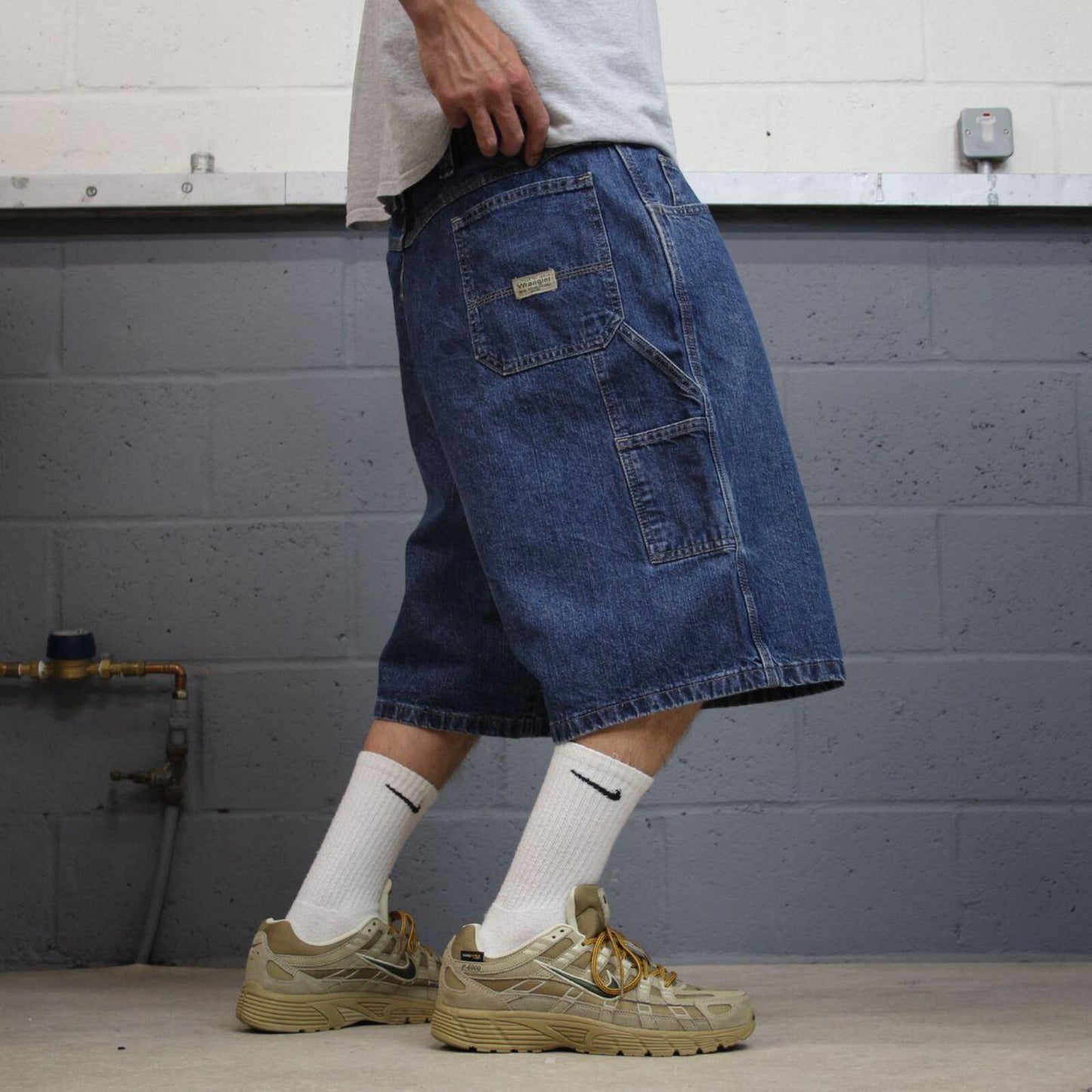 Wrangler baggy carpenter shorts blue Loose leg workwear skater style jorts