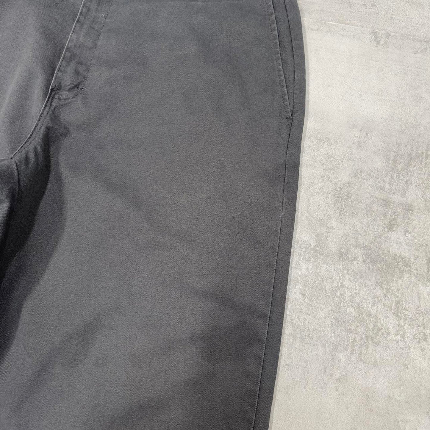 Grey Dickies carpenter shorts W42