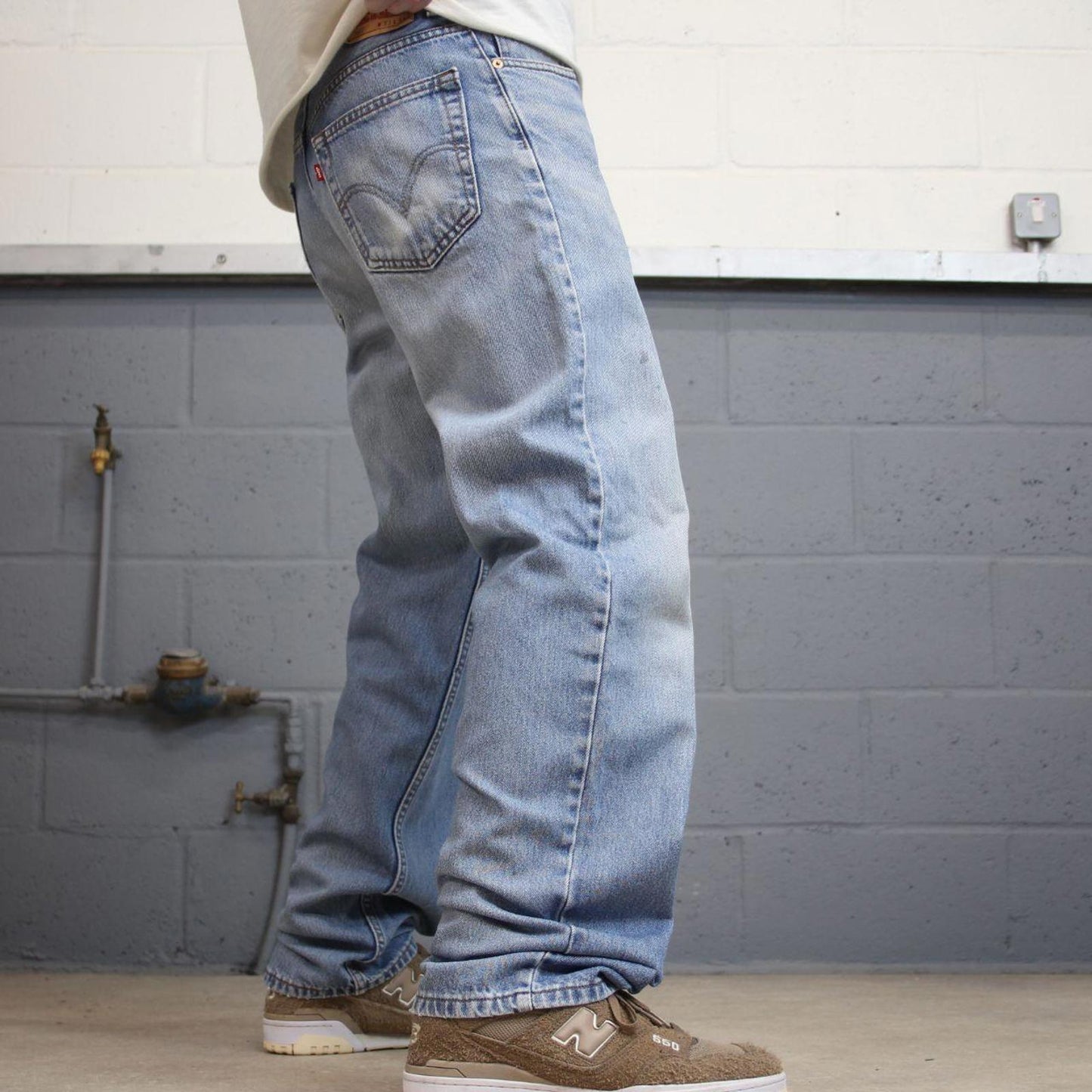 Baggy Levis 550 jeans W33 L34 blue loose 90s relaxed style skater jeans red tab logo