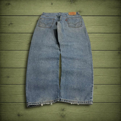 Y2K Levi’s 550 jeans W30L30 straight leg relaxed blue Relaxed fit 5 pocket pants red tab logo
