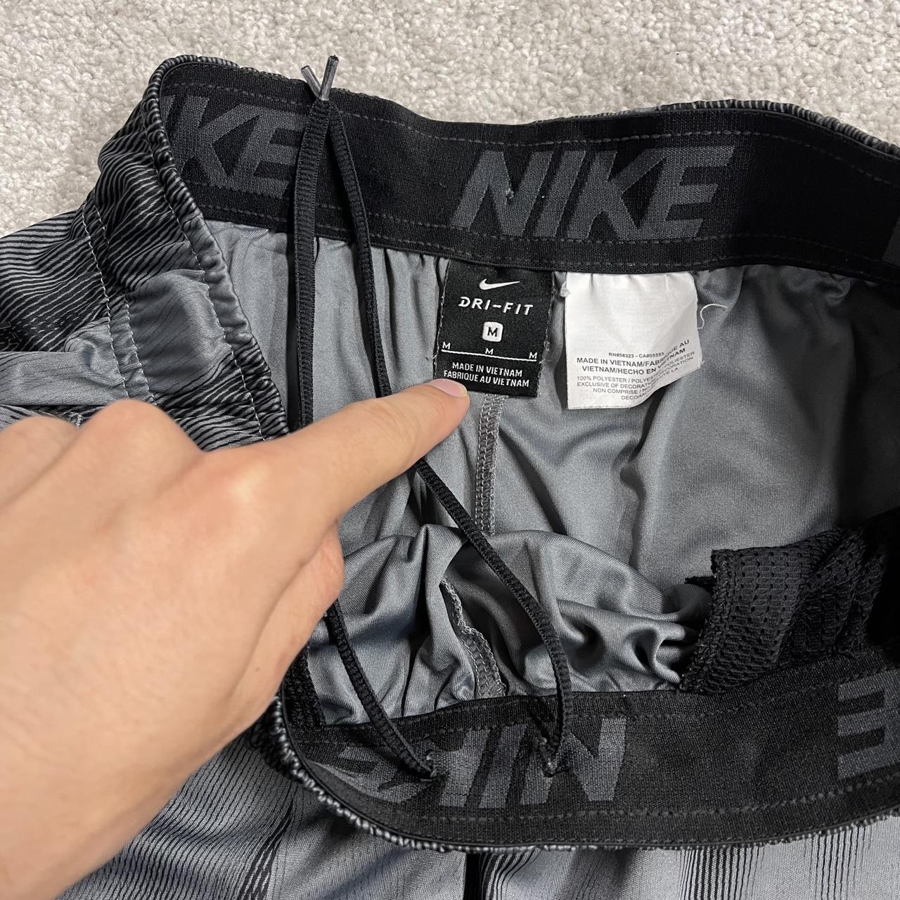 Nike sports shorts y2k Dri-Fit grey Patterned loose floaty summer gym shorts