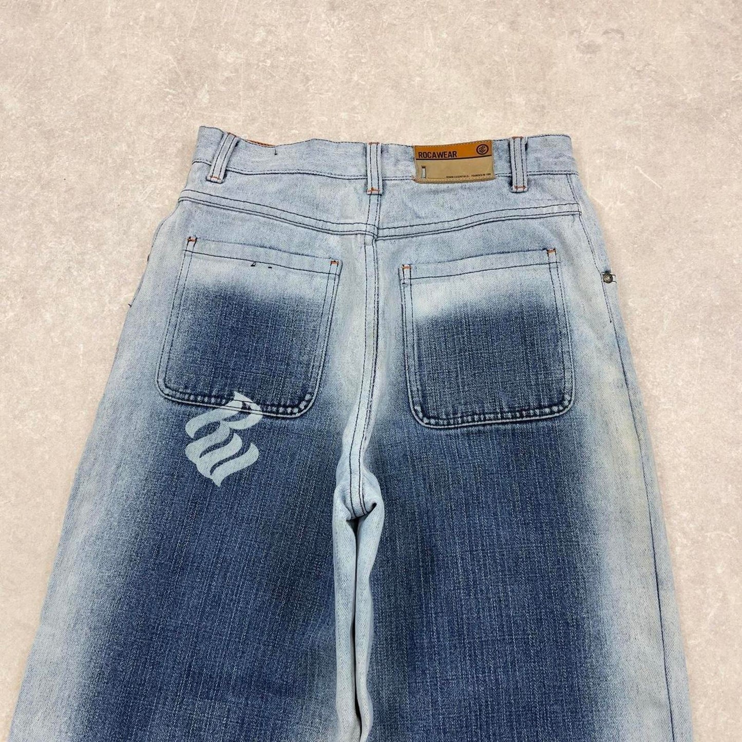 Blue Rocawear jeans size 16 W28L30 embroidered y2k style pants