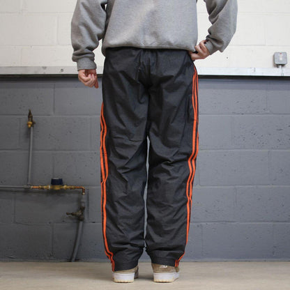 Y2K Adidas tracksuit bottoms grey Loose leg lined orange striped track pants