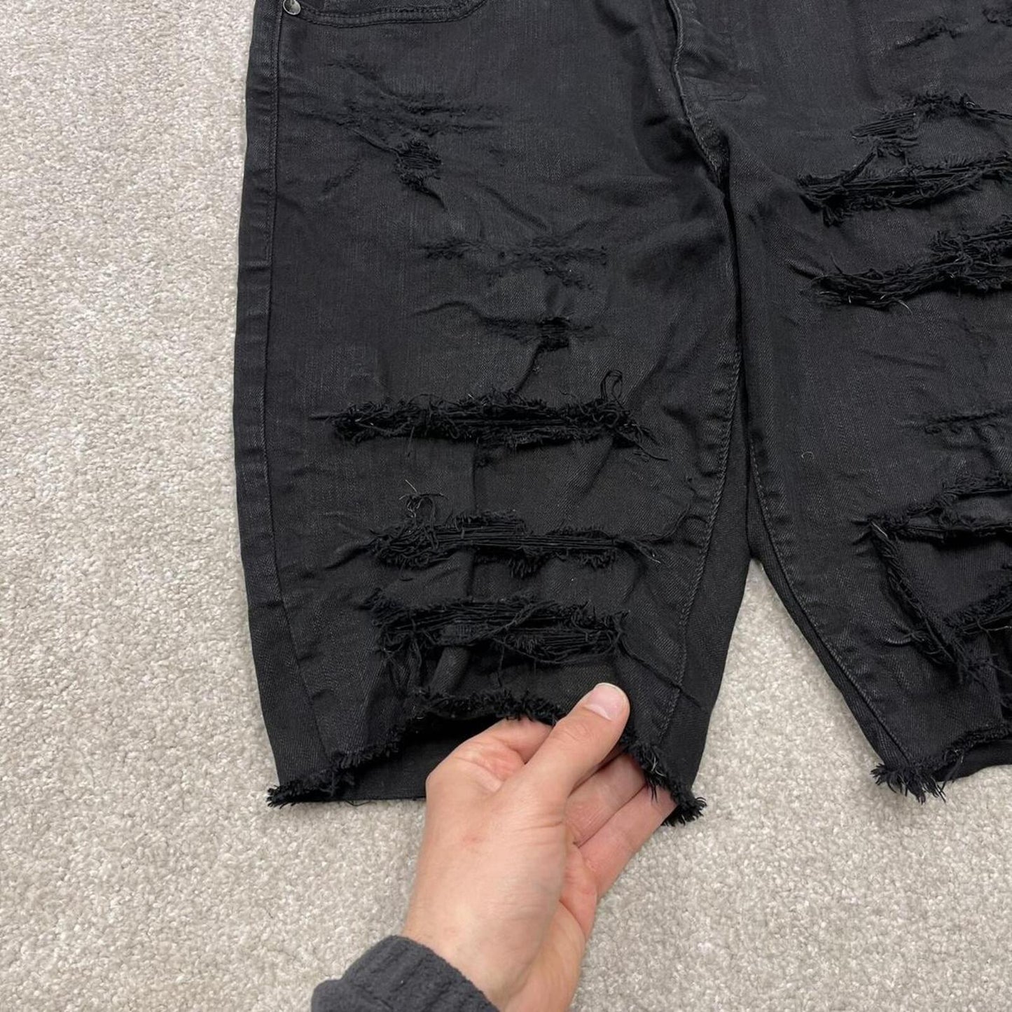 Y2k distressed denim shorts black W32 Jordan Craig summer ripped jorts