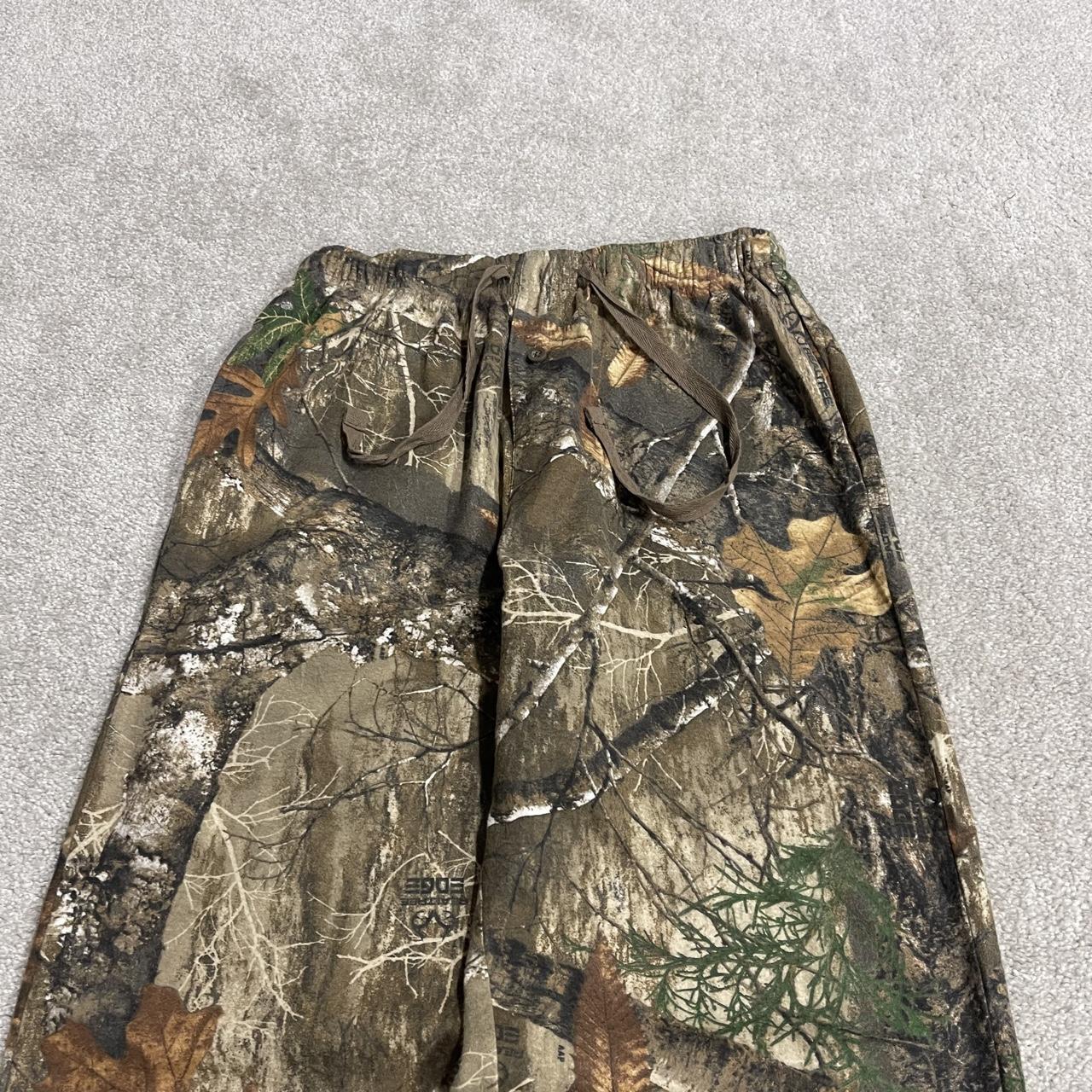 Realtree baggy camo lightweight pants y2k loose khaki Magellan soft floaty pyjama style pants